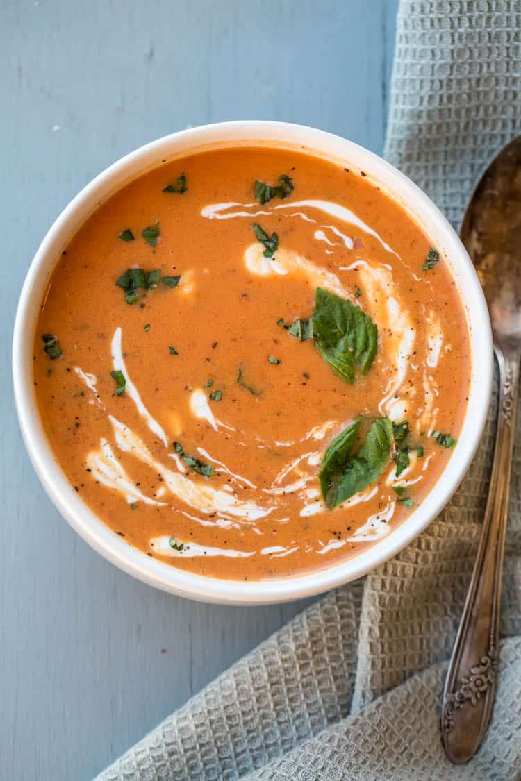 Creamy toasted tomato soup recipe made from scratch.