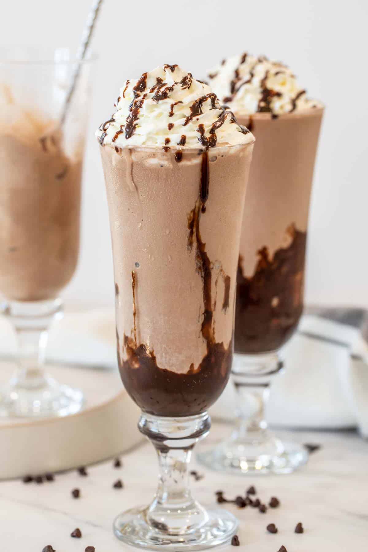 https://valentinascorner.com/wp-content/uploads/2022/09/Chocolate-Milkshake-1.jpg