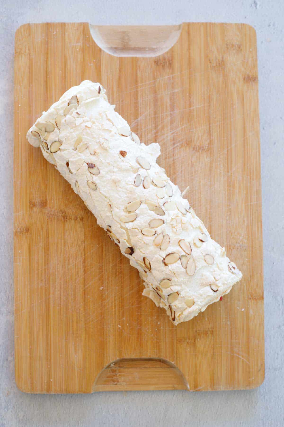 The rolled up meringue roulade. 