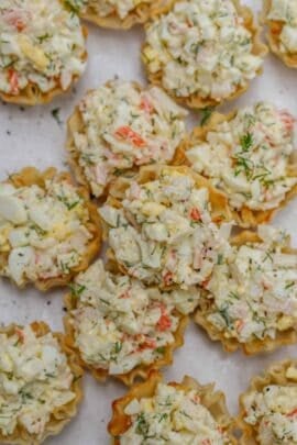 Phyllo shells with a creamy crab filling.